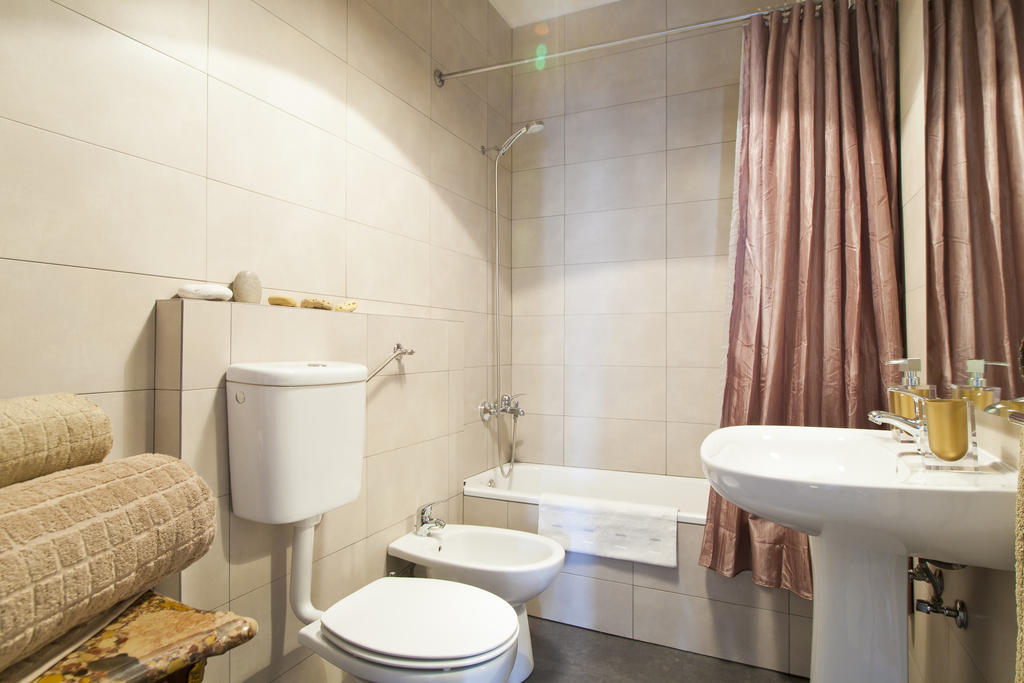 Bairrus Lisbon Apartments - Alfama Buitenkant foto