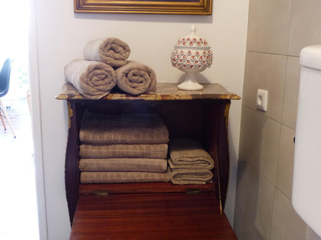 Bairrus Lisbon Apartments - Alfama Buitenkant foto