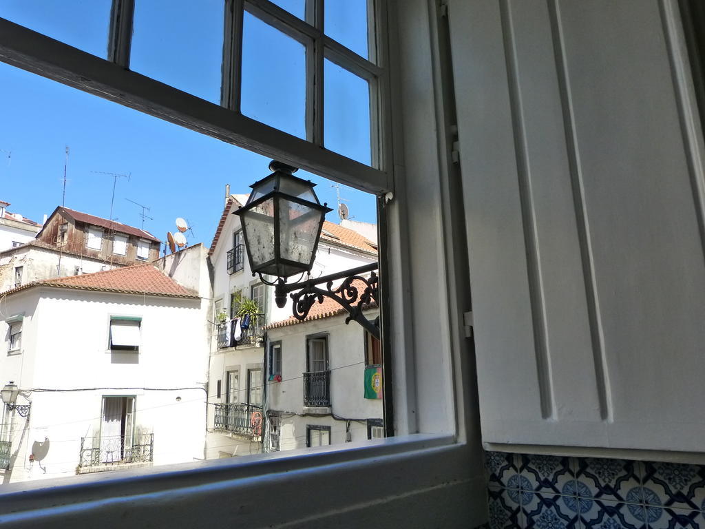Bairrus Lisbon Apartments - Alfama Buitenkant foto